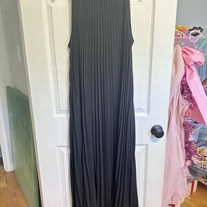 Elegant Black Sleeveless Dress